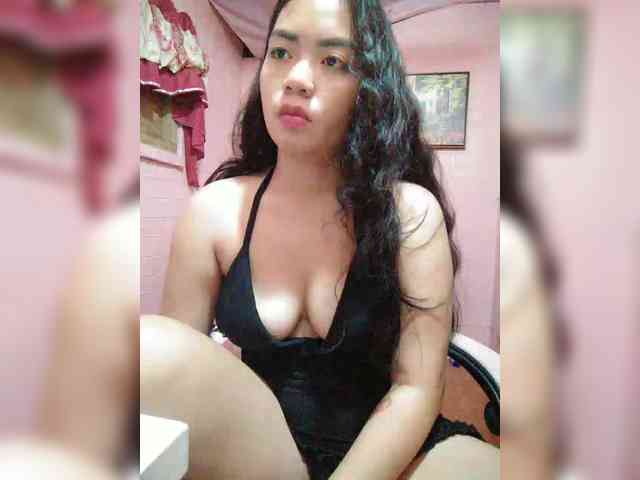 hornylittleprincess69