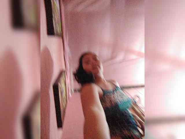 hornylittleprincess69 webcam