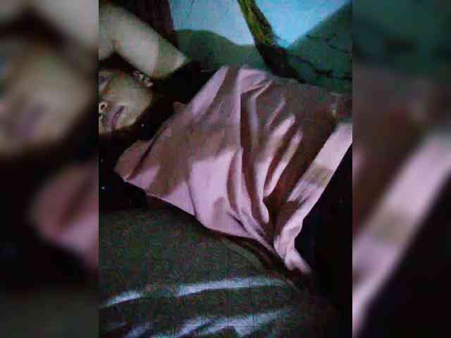 hornylittleprincess69 webcam