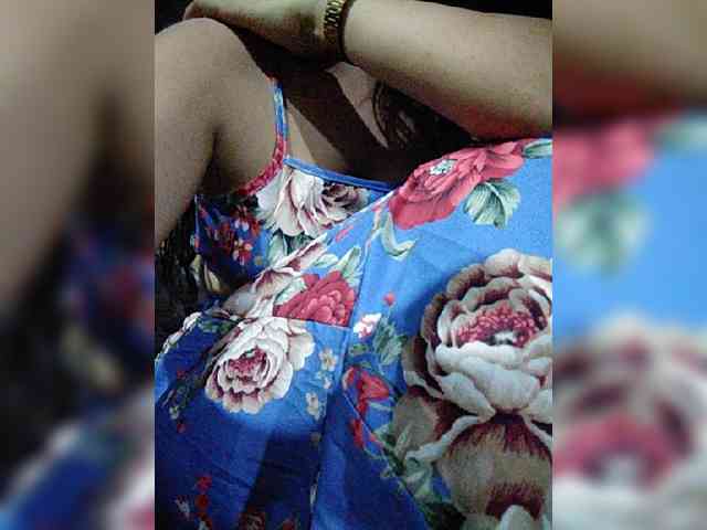 hornylittleprincess69 webcam