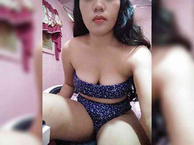 hornylittleprincess69 webcam