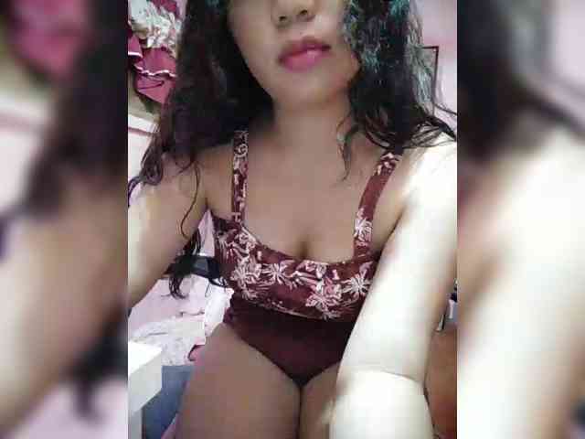 hornylittleprincess69 webcam