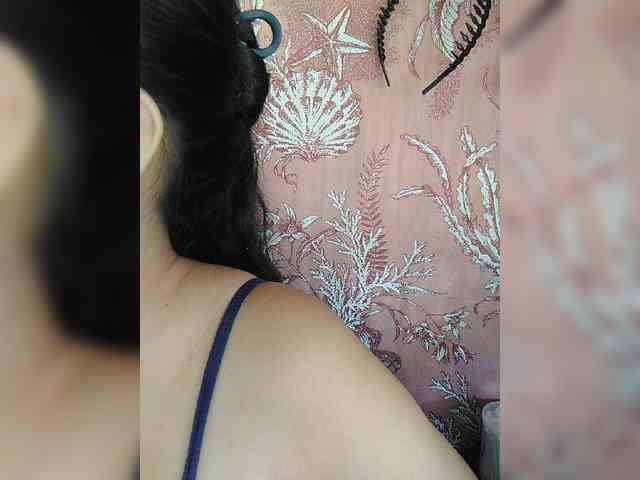 hornylittleprincess69 webcam