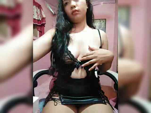 hornylittleprincess69 webcam