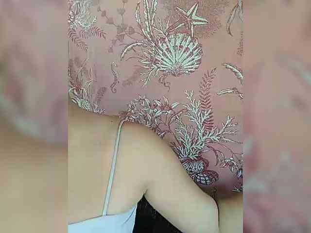 hornylittleprincess69 webcam