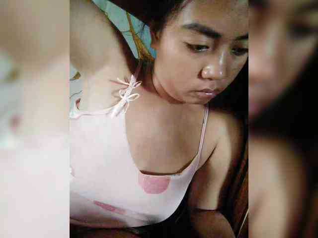 hornylittleprincess69's live room