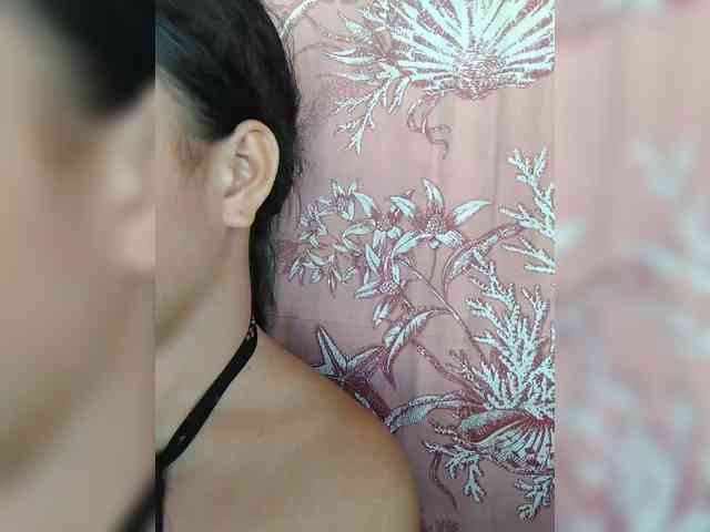 hornylittleprincess69