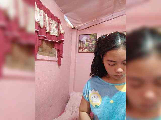 hornylittleprincess69 webcam