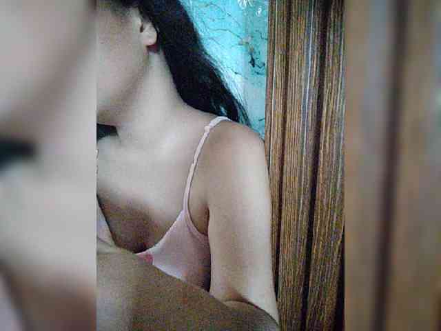 hornylittleprincess69 webcam
