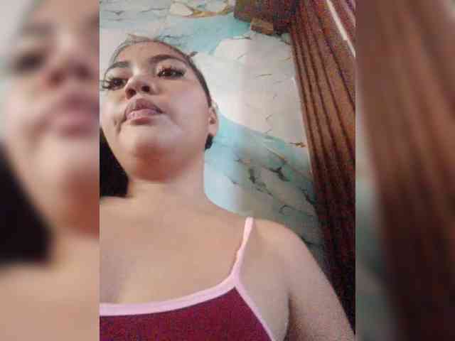 hornylittleprincess69 webcam