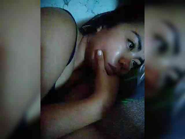 hornylittleprincess69 webcam