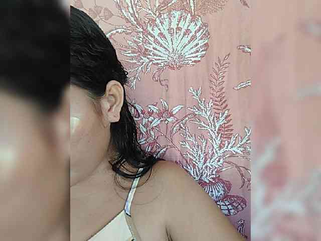 hornylittleprincess69