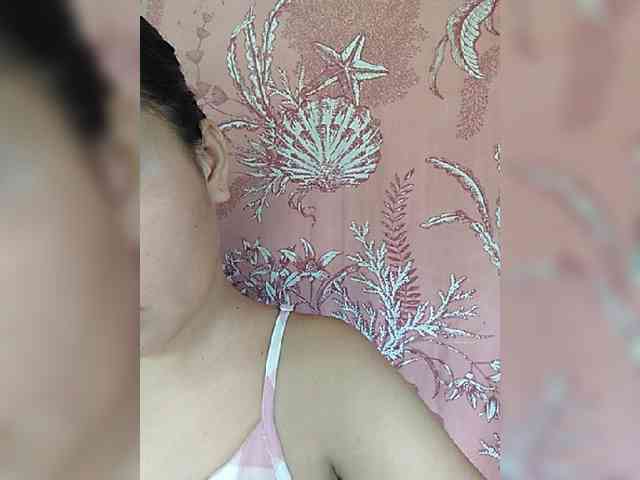 hornylittleprincess69 webcam
