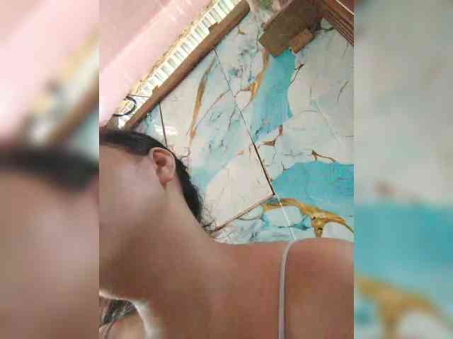 hornylittleprincess69 webcam
