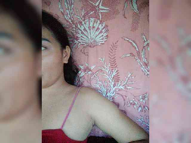 hornylittleprincess69 webcam