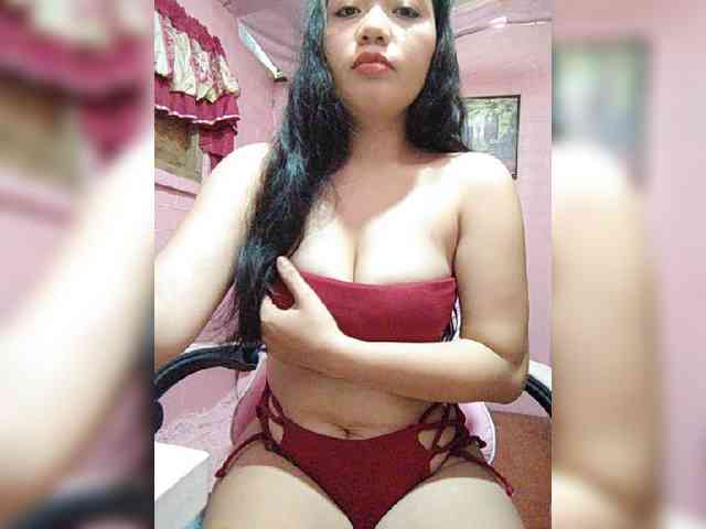 hornylittleprincess69