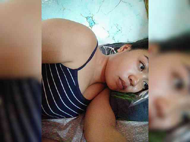 hornylittleprincess69 webcam
