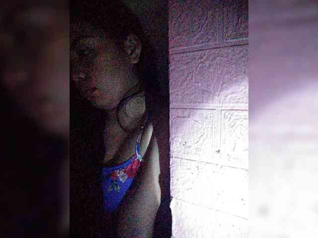 hornylittleprincess69