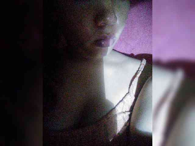 hornylittleprincess69 webcam