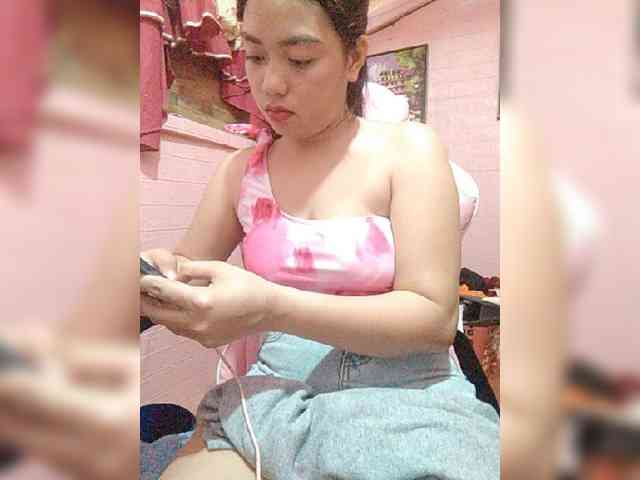 hornylittleprincess69