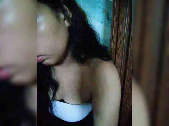 hornylittleprincess69 webcam