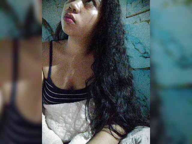 hornylittleprincess69 webcam