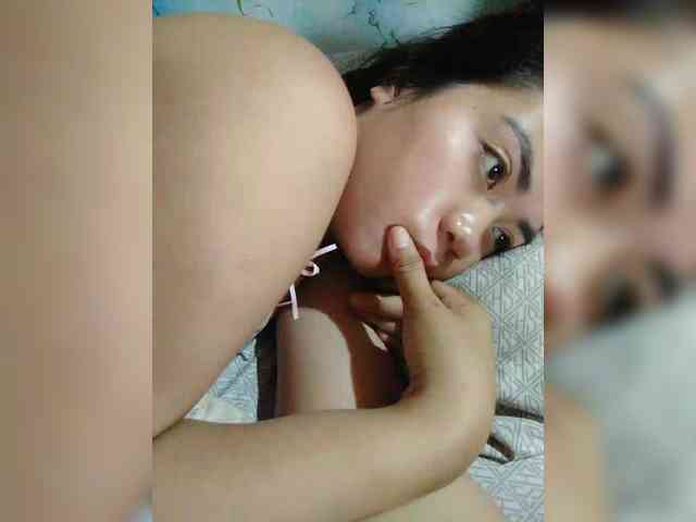 hornylittleprincess69 webcam