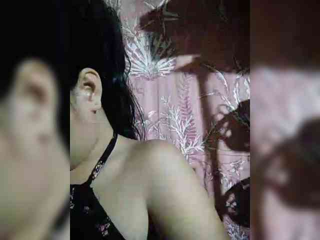 hornylittleprincess69 webcam