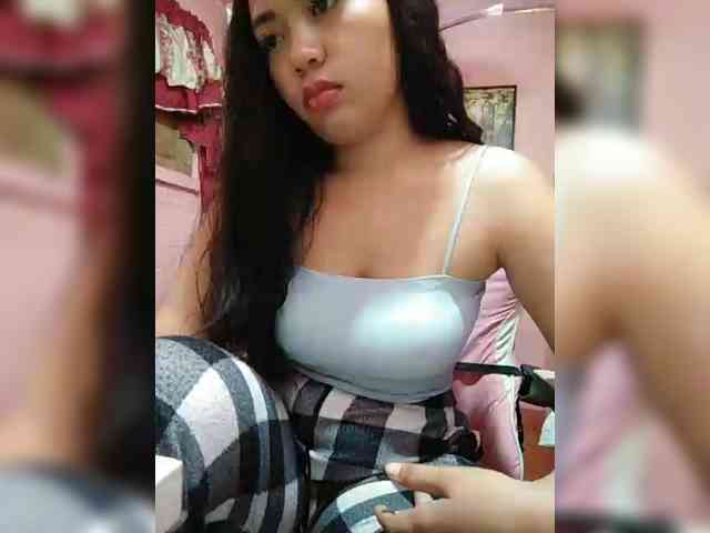 hornylittleprincess69 webcam