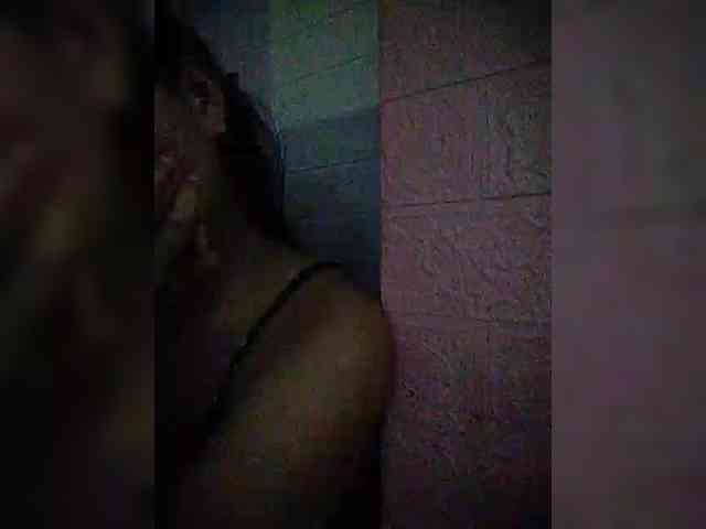 hornylittleprincess69 webcam