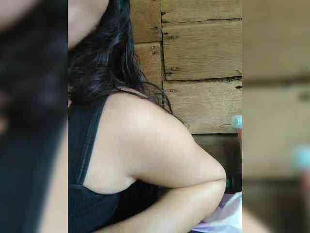 hornylittleprincess69