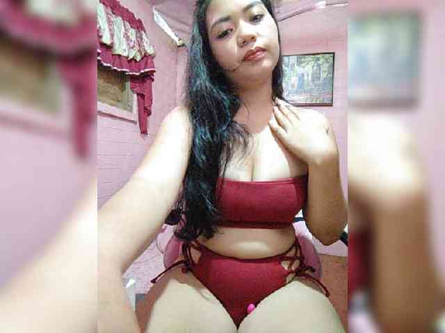 hornylittleprincess69