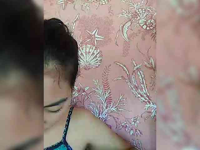 hornylittleprincess69 webcam