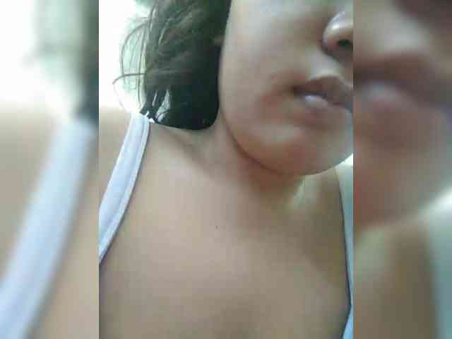 Hornylittleprincess69's cam show statistics and live stream