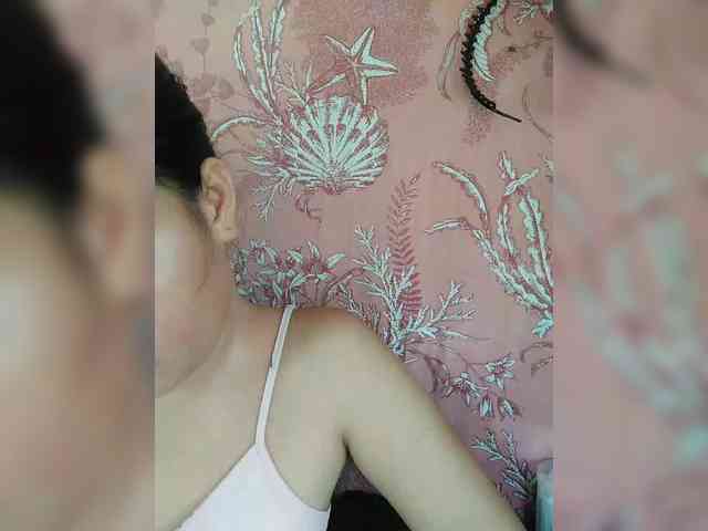 hornylittleprincess69 webcam