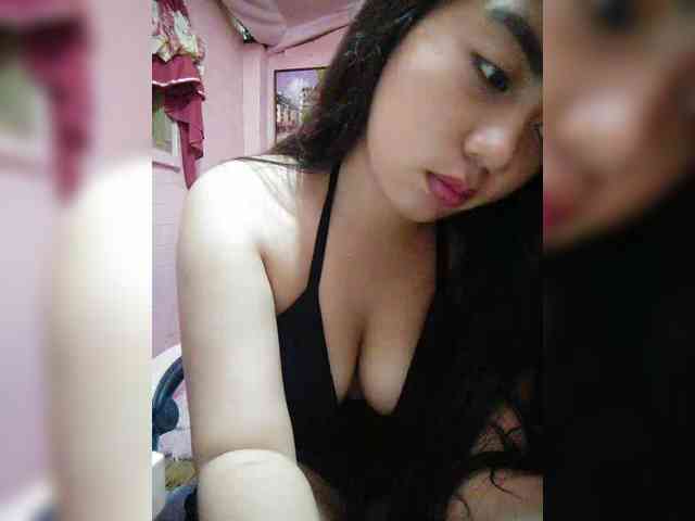 hornylittleprincess69 webcam