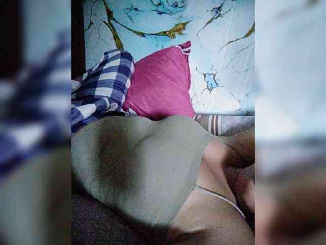 hornylittleprincess69