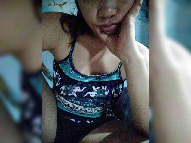 hornylittleprincess69 webcam