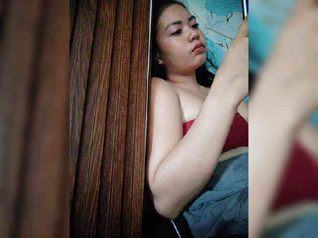 hornylittleprincess69 webcam