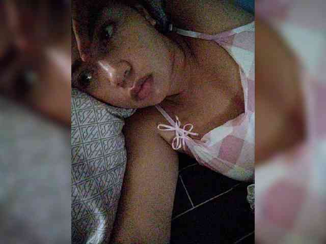 hornylittleprincess69 webcam