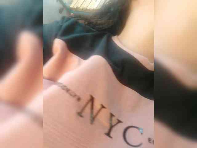 hornylittleprincess69