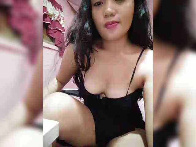 hornylittleprincess69 webcam