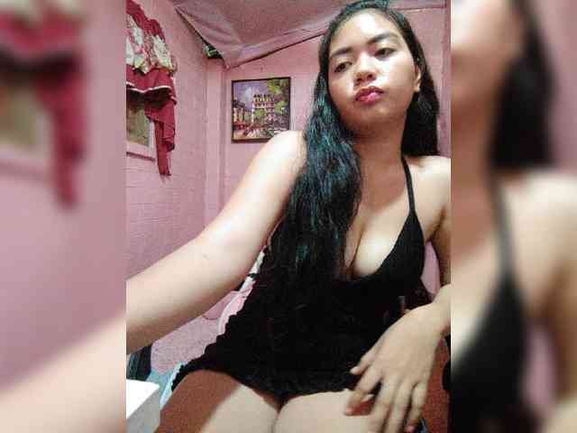 hornylittleprincess69 webcam