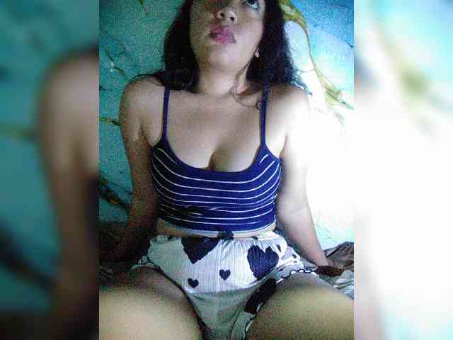 hornylittleprincess69 webcam