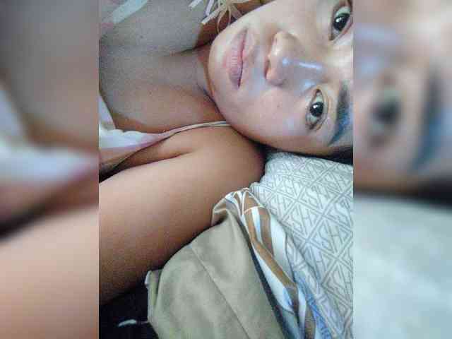 hornylittleprincess69 webcam