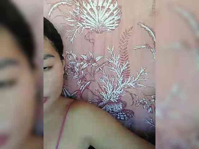 hornylittleprincess69 webcam