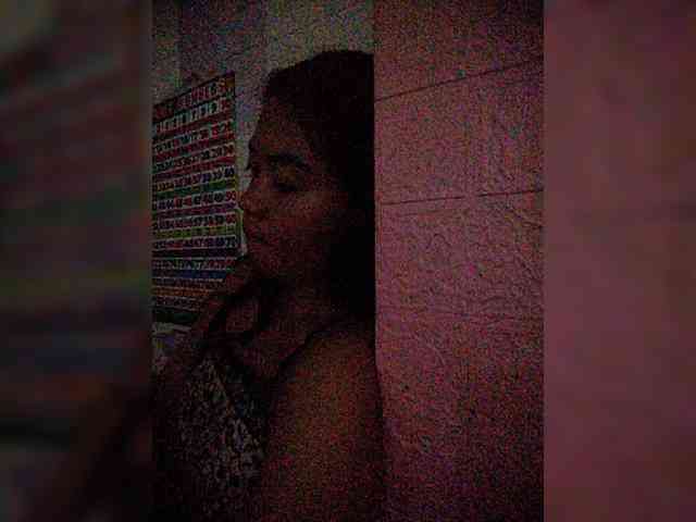 hornylittleprincess69 webcam