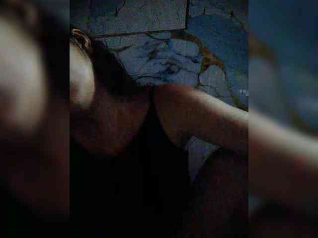 hornylittleprincess69