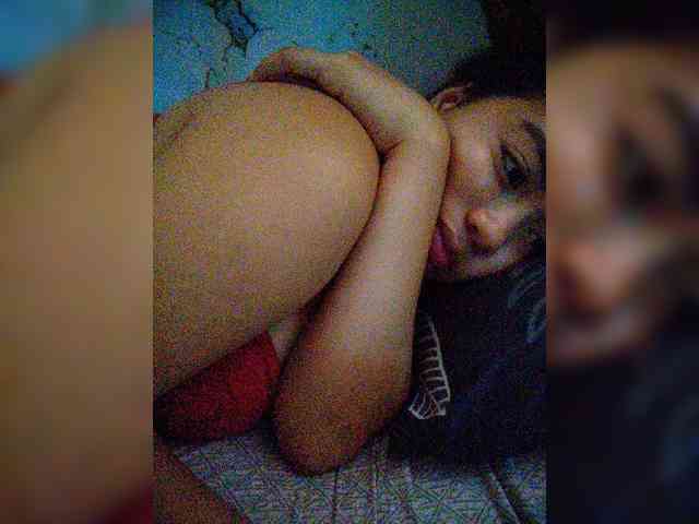 hornylittleprincess69 webcam