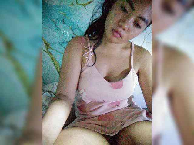 hornylittleprincess69 webcam
